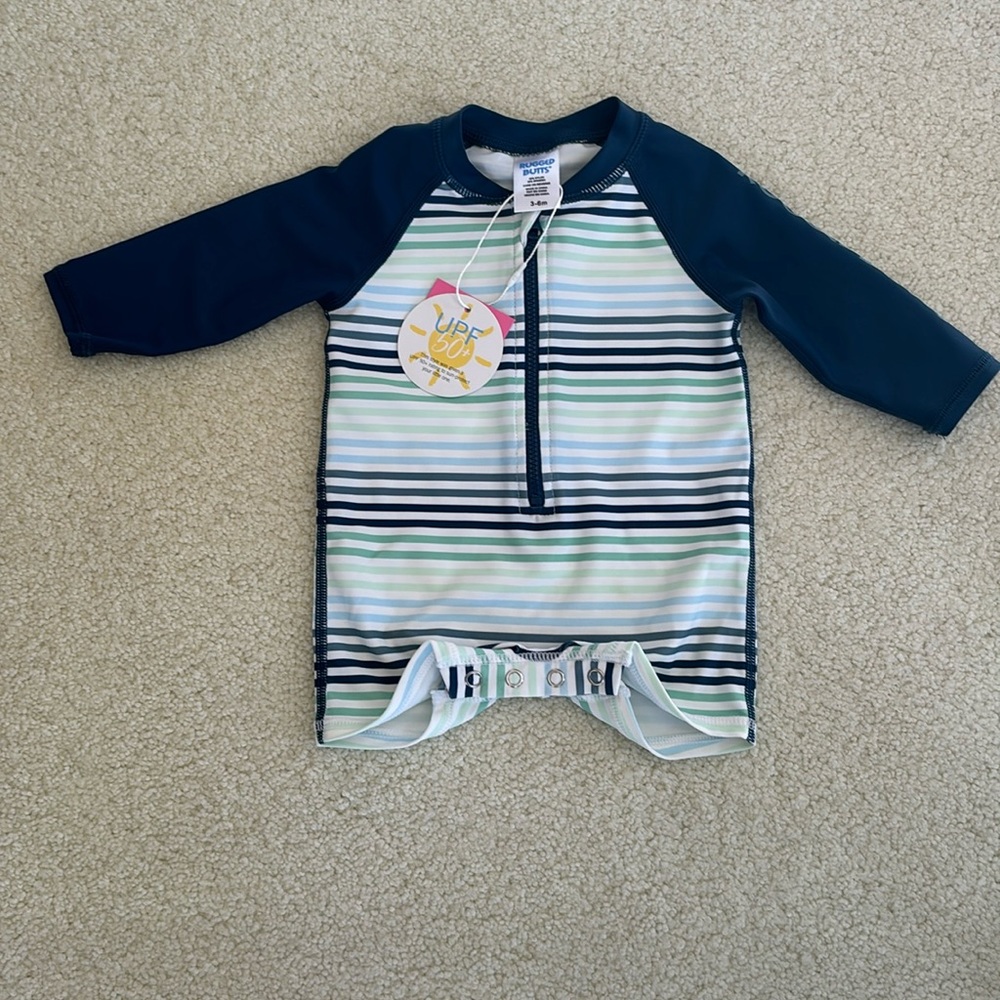 NWT 3-6 mo RuggedButts
